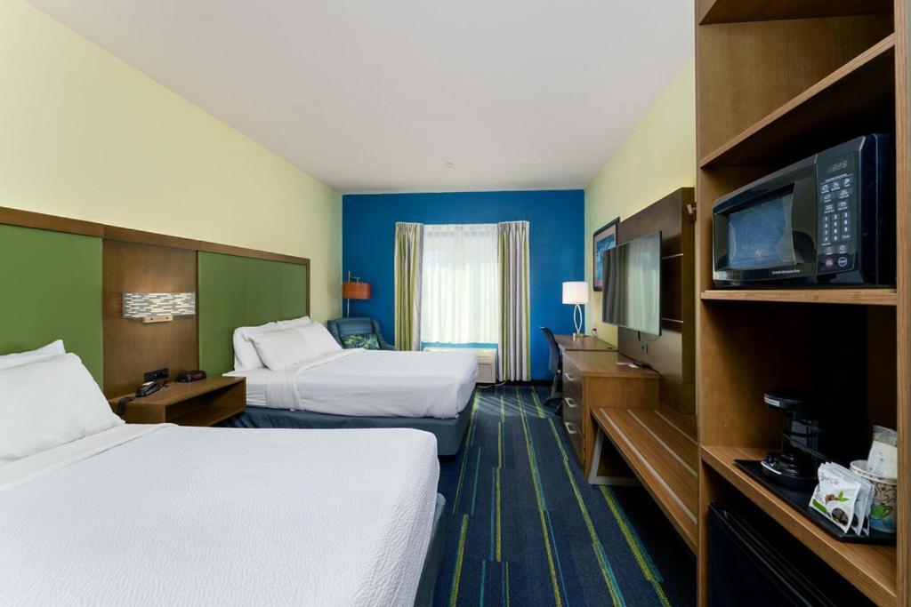 Hayden Triple Play Resort Hotel & Suites מראה חיצוני תמונה