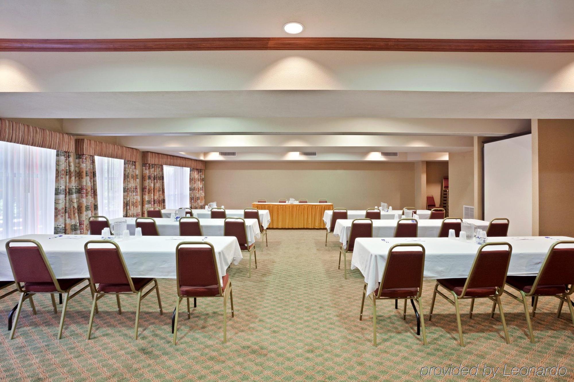 Hayden Triple Play Resort Hotel & Suites מתקנים תמונה