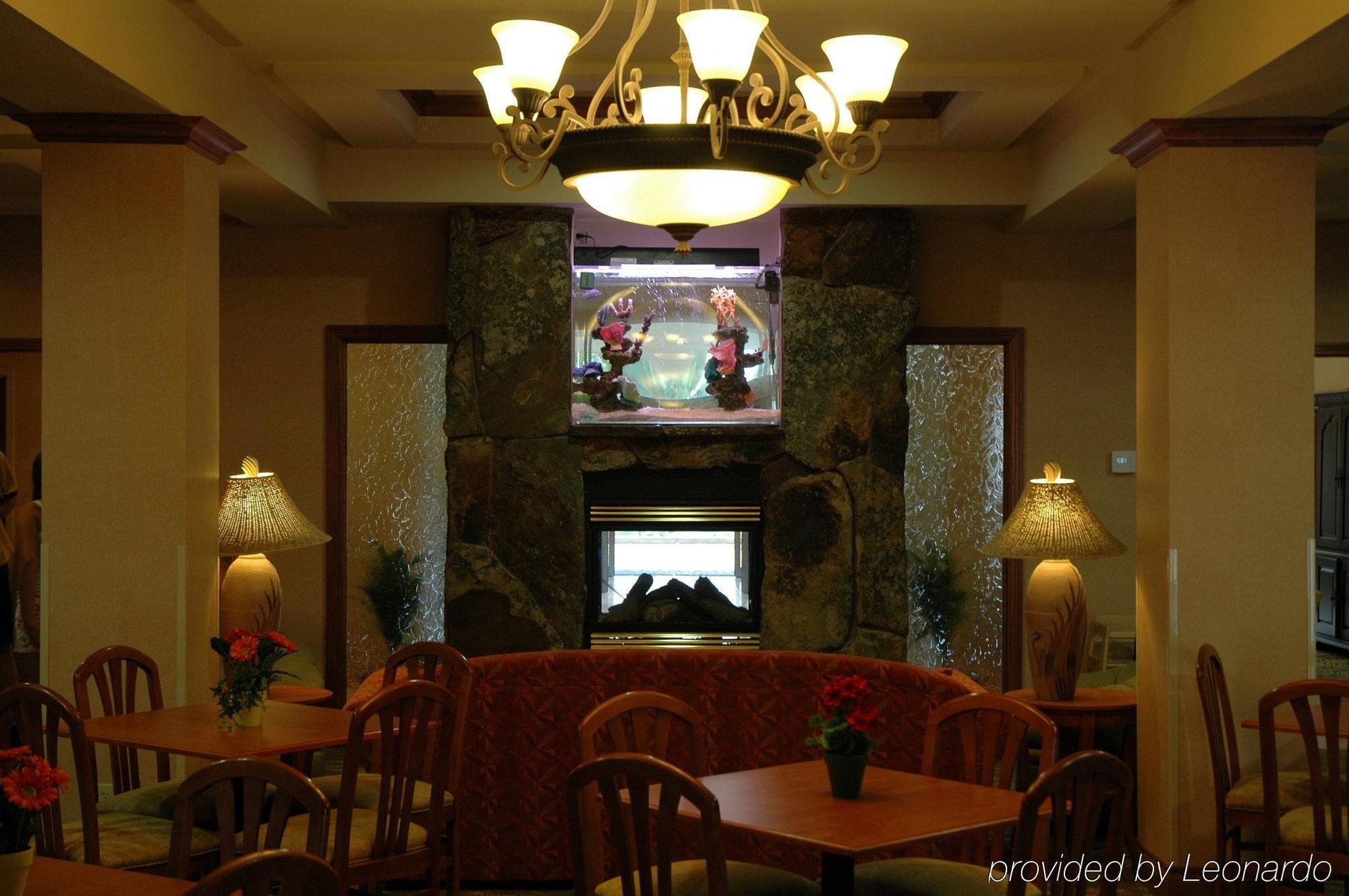 Hayden Triple Play Resort Hotel & Suites מראה פנימי תמונה