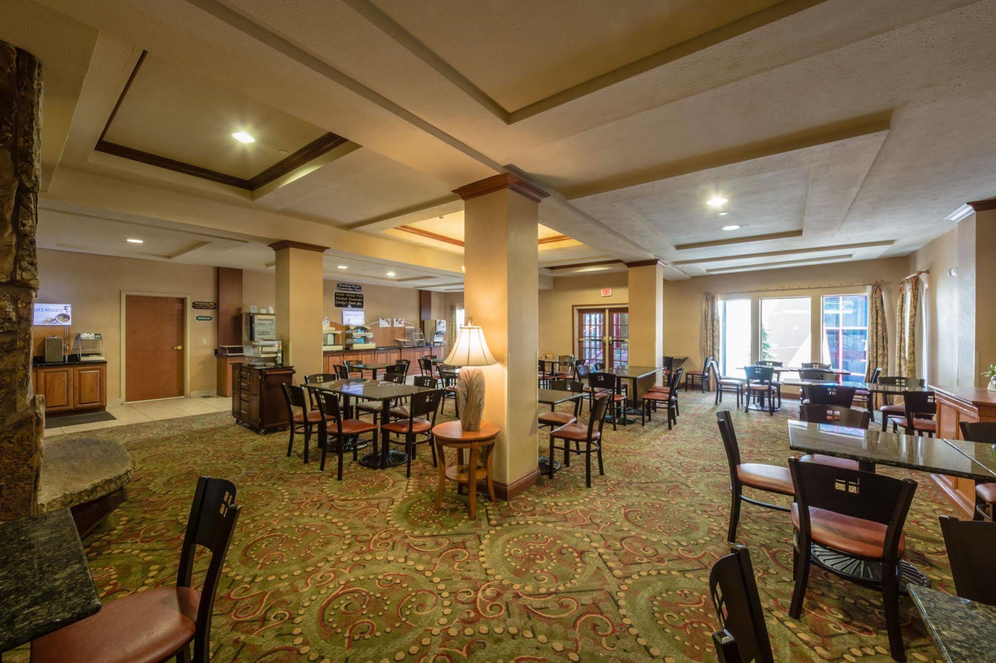 Hayden Triple Play Resort Hotel & Suites מראה חיצוני תמונה